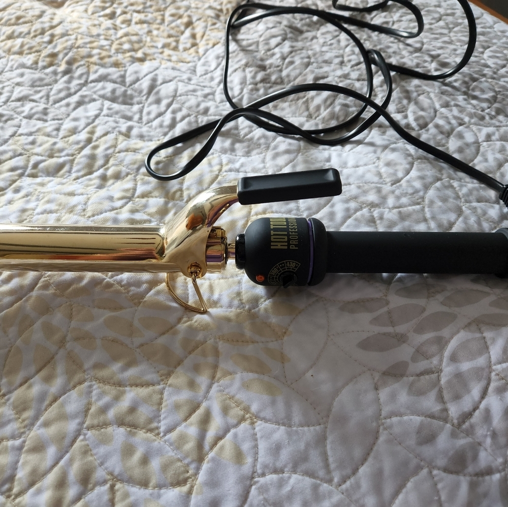 Hot tools curling iron
